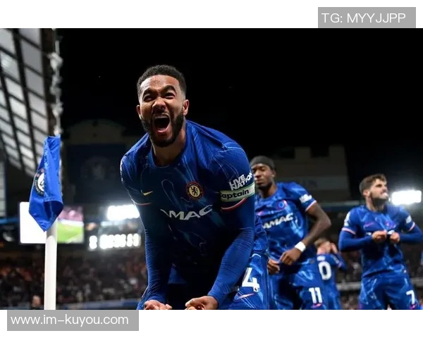 曼市双雄领跑塞梅尼奥争夺战切尔西强势加入竞争激烈局面